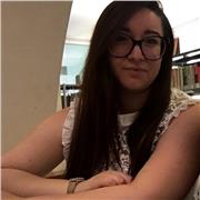 Diplomata presso il Liceo Linguistico, offro ripetizioni per scuole medie/superiori e aiuto nell'esecuzione dei compiti estivi